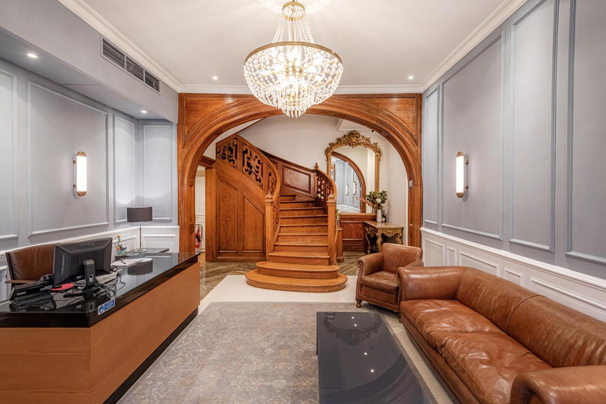 Chesham Court Knightsbridge 5* Londra
